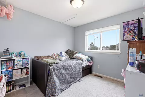 Bedroom - 14965 Sun Valley Dr, Summerset, SD 57769 photo 3 of 5