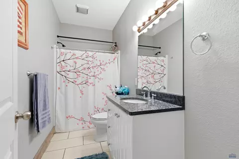 Bath - 14965 Sun Valley Dr, Summerset, SD 57769 photo 5 of 5