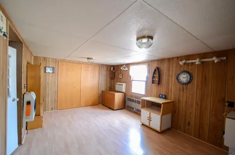 202 N Elm Ave, Presho, SD 57568 photo 13