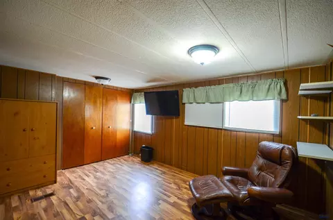 Bedroom - 202 N Elm Ave, Presho, SD 57568 photo 1 of 2