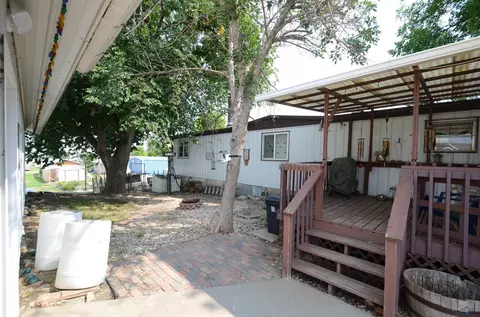 Exterior - 202 N Elm Ave, Presho, SD 57568 photo 1 of 3
