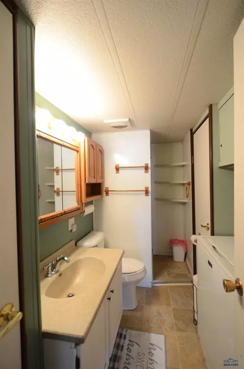 202 N Elm Ave, Presho, SD 57568 photo 8
