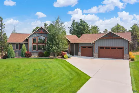 2730 Diamond Oak Pl, Rapid City, SD 57702