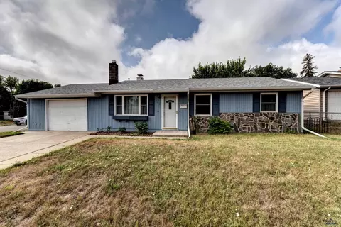 149 Fairmont Blvd, Rapid City, SD 57701