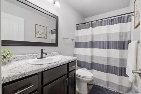 Bath - 645 Civil Way, Box Elder, SD 57719 photo 3 of 3