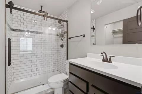 Bath - 571 Quinton Ln, Box Elder, SD 57719 photo 1 of 3
