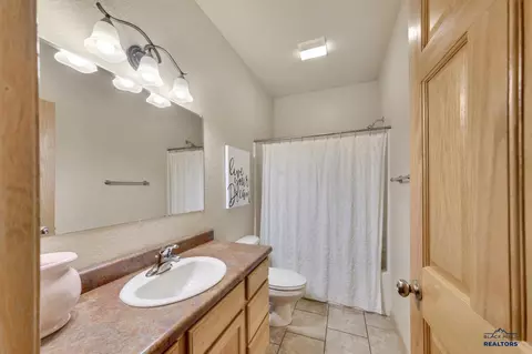 Bath - 22869 Gateway Dr, Box Elder, SD 57719 photo 3 of 3