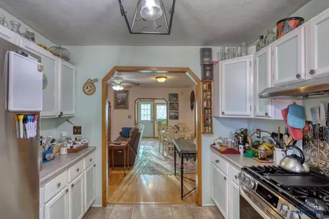 2326 Wilson Ave, Hot Springs, SD 57747