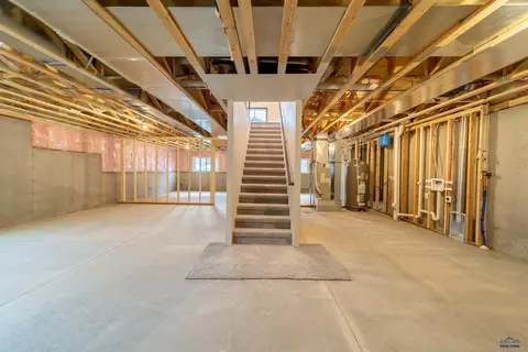 Entry Way - 545 Denali Dr, Box Elder, SD 57719 photo 4 of 4