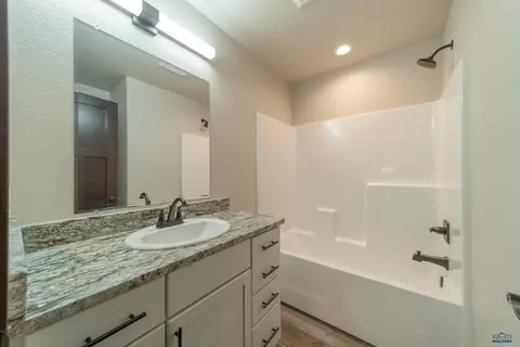 Bath - 545 Denali Dr, Box Elder, SD 57719 photo 4 of 6