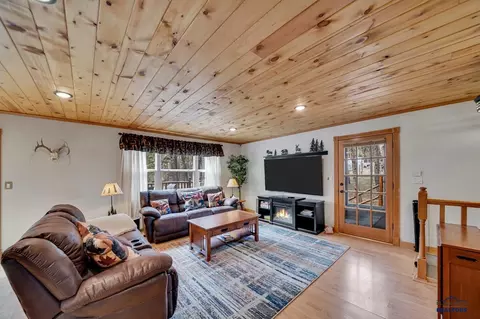 Living - 6812 Eastridge Rd, Black Hawk, SD 57718 photo 3 of 4