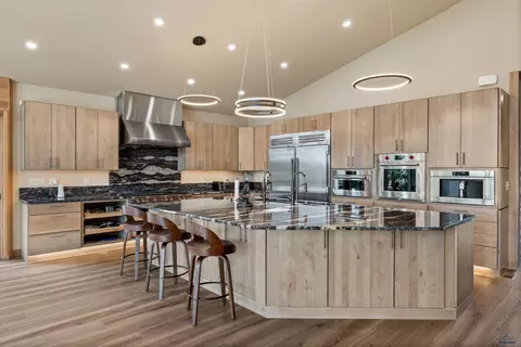 Kitchen - 11829 Valley View Cir, Spearfish, SD 57783 photo 2 of 7