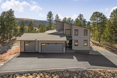 Exterior - 11829 Valley View Cir, Spearfish, SD 57783 photo 2 of 6