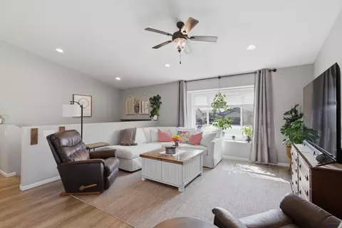 822 Dirk Ct, Box Elder, SD 57719 photo 14