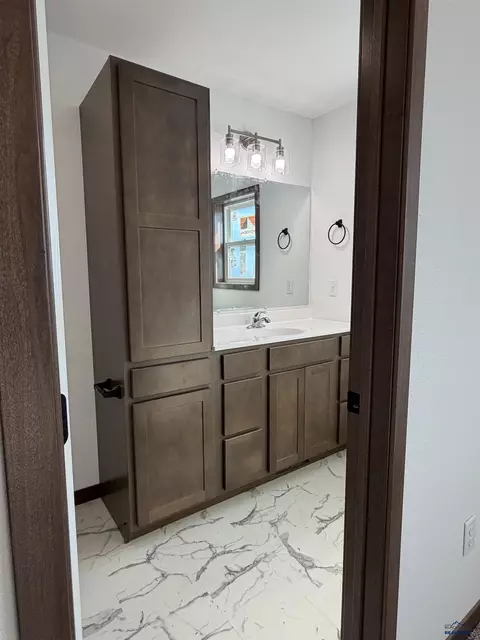 Bath - 522 Alpha Ave, Box Elder, SD 57719 photo 1 of 2