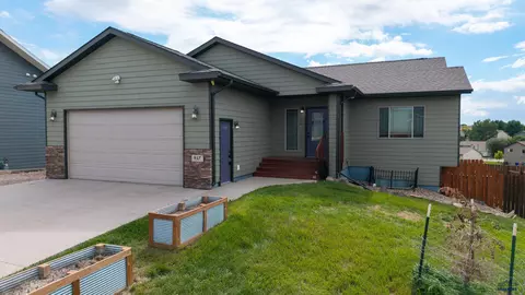 917 Haakon St, Rapid City, SD 57703