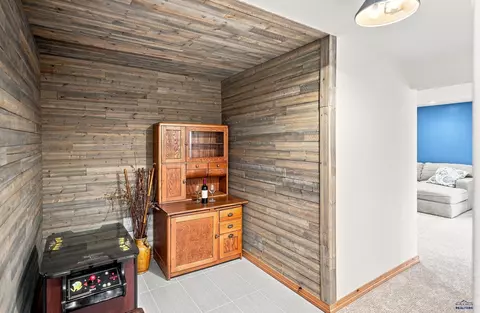 Entry Way - 19887 Gobbler Rd, Spearfish, SD 57783 photo 1 of 1