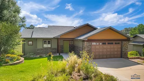 4733 Summerset Dr, Rapid City, SD 57702