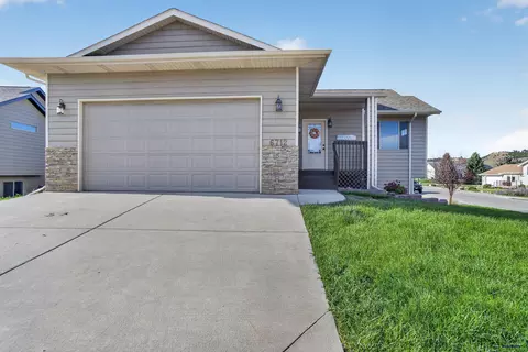 Exterior - 6712 Cambridge Ct, Summerset, SD 57718 photo 2 of 4