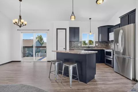 Kitchen - 6712 Cambridge Ct, Summerset, SD 57718 photo 3 of 3