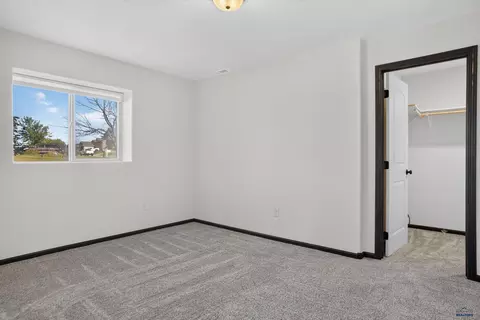 Bedroom - 6712 Cambridge Ct, Summerset, SD 57718 photo 3 of 5