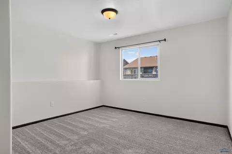 Bedroom - 6712 Cambridge Ct, Summerset, SD 57718 photo 4 of 5