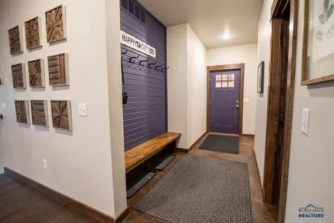Entry Way - 21181 Lost Camp Trl, Lead, SD 57754 photo 1 of 4