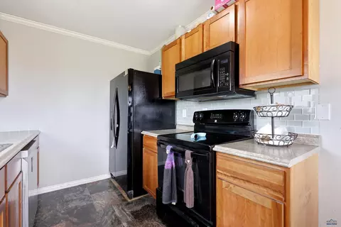 Kitchen - 514 Falcon Dr, Box Elder, SD 57719 photo 3 of 3