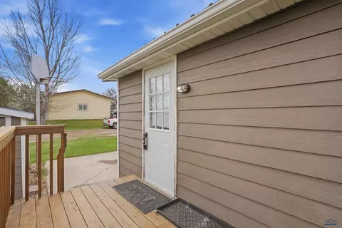 610 Hustead St, Wall, SD 57790 photo 23