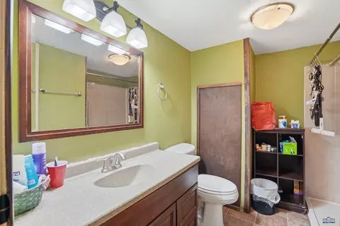610 Hustead St, Wall, SD 57790 photo 21