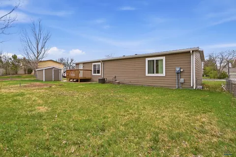 610 Hustead St, Wall, SD 57790 photo 26