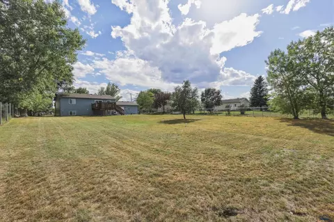 Exterior - 520 Swallow Dr, Box Elder, SD 57719 photo 3 of 4