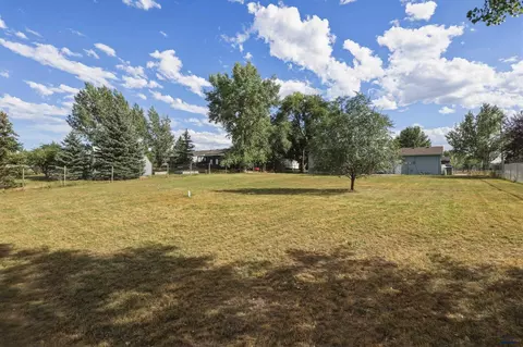 Exterior - 520 Swallow Dr, Box Elder, SD 57719 photo 2 of 4