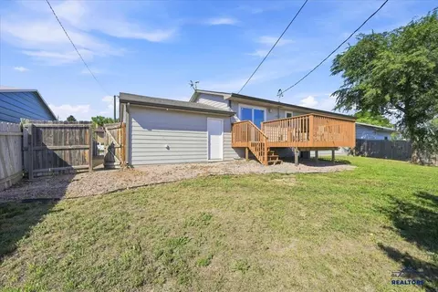Exterior - 6212 Northdale Dr, Black Hawk, SD 57718 photo 1 of 4