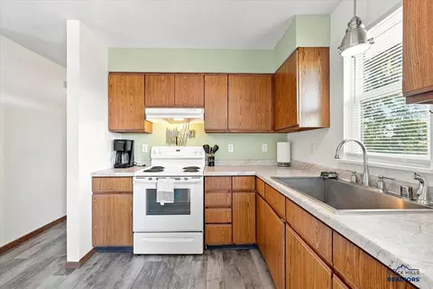 Kitchen - 6212 Northdale Dr, Black Hawk, SD 57718 photo 2 of 3