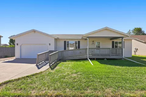 4913 Williams St, Rapid City, SD 57703