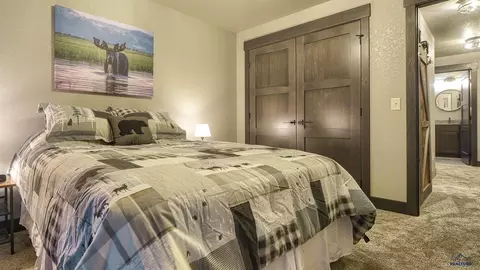 Bedroom - 21167 Turkey Trl, Lead, SD 57754 photo 4 of 5