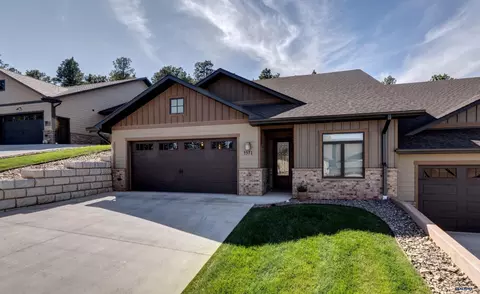 4571 Winestone Ln, Rapid City, SD 57702