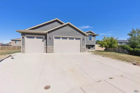 Exterior - 826 Dirk Ct, Box Elder, SD 57719 photo 2 of 6