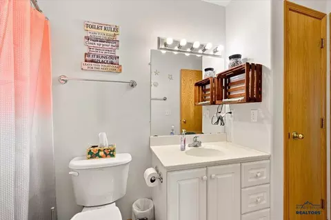 Bath - 3506 Roughlock Ln, Spearfish, SD 57783 photo 1 of 3
