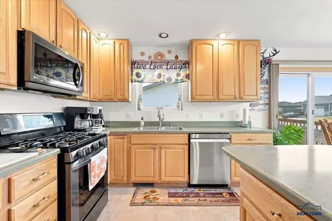 Kitchen - 3506 Roughlock Ln, Spearfish, SD 57783 photo 2 of 3
