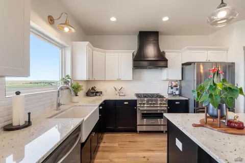 Kitchen - 15536 Hidden Bluff Ct, Box Elder, SD 57719 photo 2 of 4