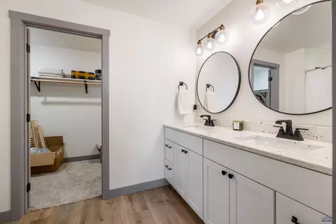 Bath - 15536 Hidden Bluff Ct, Box Elder, SD 57719 photo 4 of 5