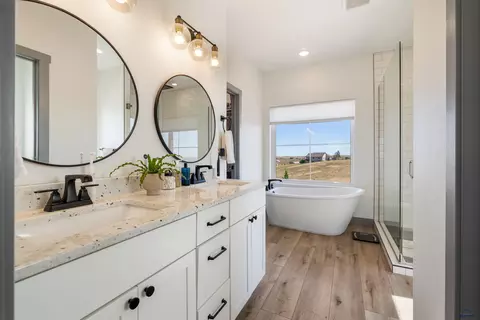 Bath - 15536 Hidden Bluff Ct, Box Elder, SD 57719 photo 1 of 5