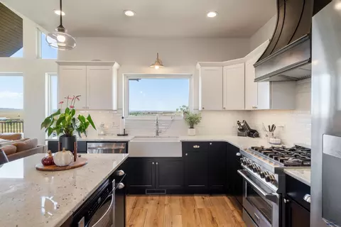 Kitchen - 15536 Hidden Bluff Ct, Box Elder, SD 57719 photo 3 of 4