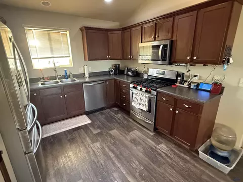 Kitchen - 15019 Mariah Ln, Box Elder, SD 57719 photo 2 of 2