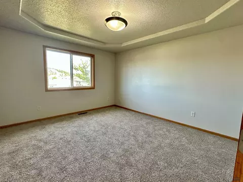 Bedroom - 7170 Brighton, Summerset, SD 57718 photo 2 of 4