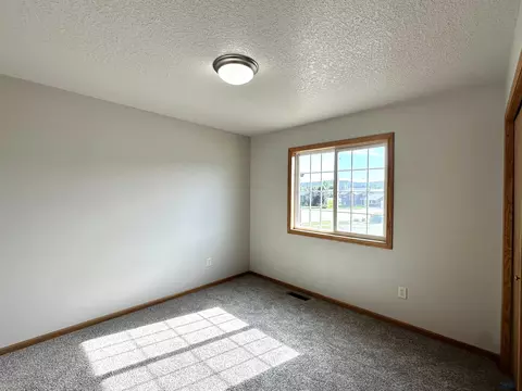 Bedroom - 7170 Brighton, Summerset, SD 57718 photo 3 of 4
