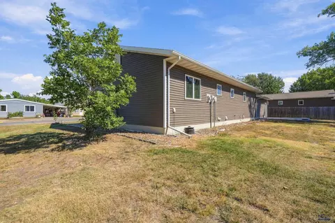 Exterior - 311 4th Ave, Wall, SD 57790 photo 6 of 9