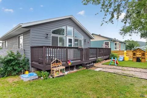 605 St James, Rapid City, SD 57701